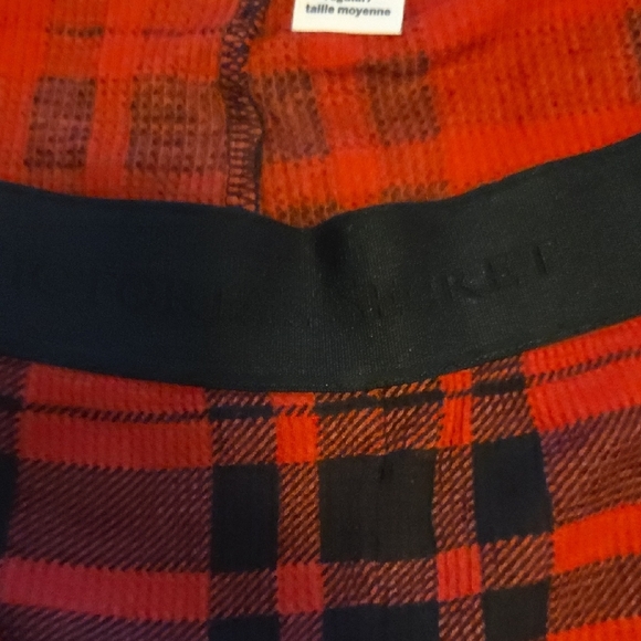 Victoria's Secret Red and Black Plaid Pajama Set - Picture 8 of 10